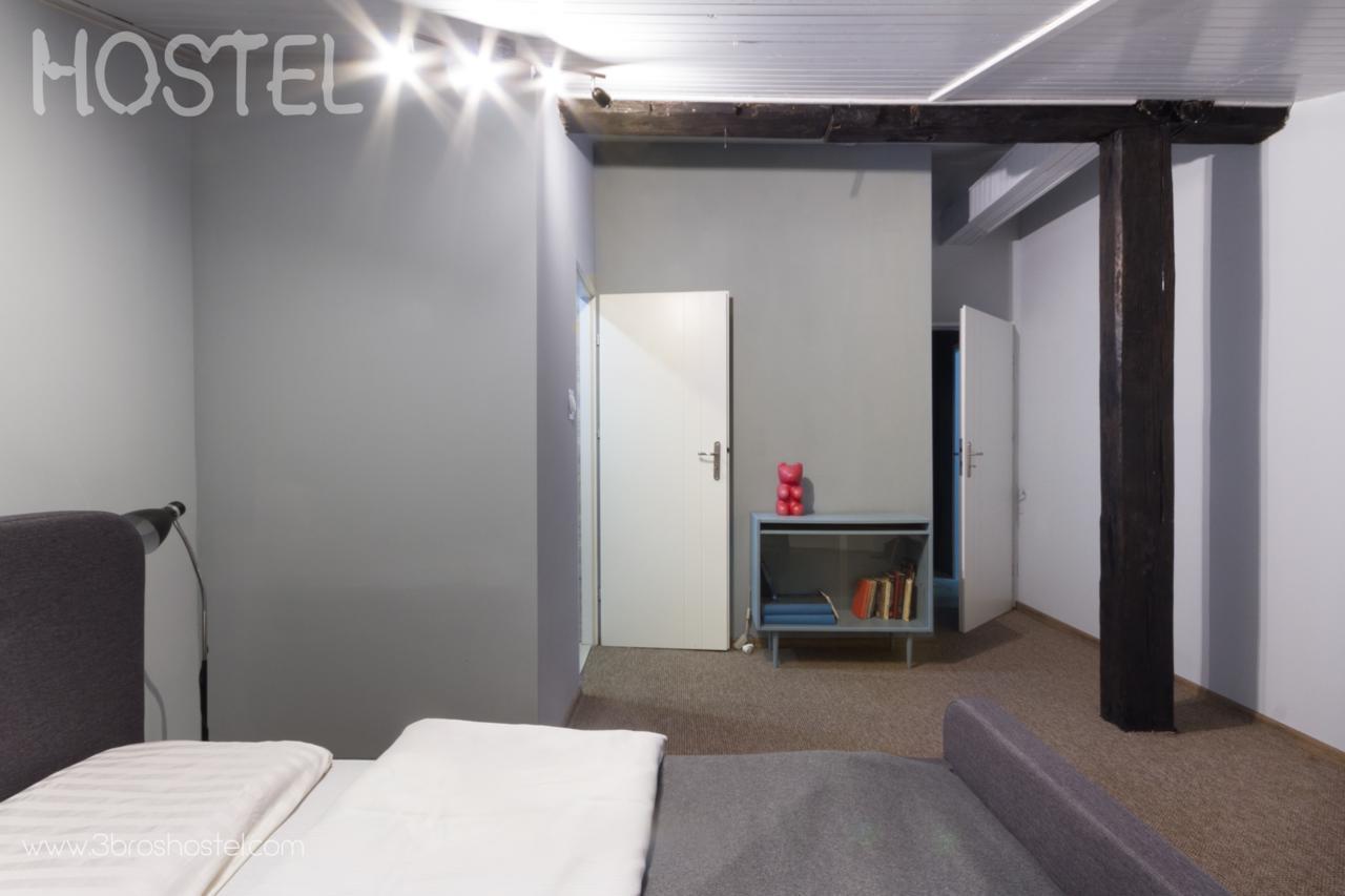 3 Bros' Hostel Cieszyn Cieszyn  Buitenkant foto