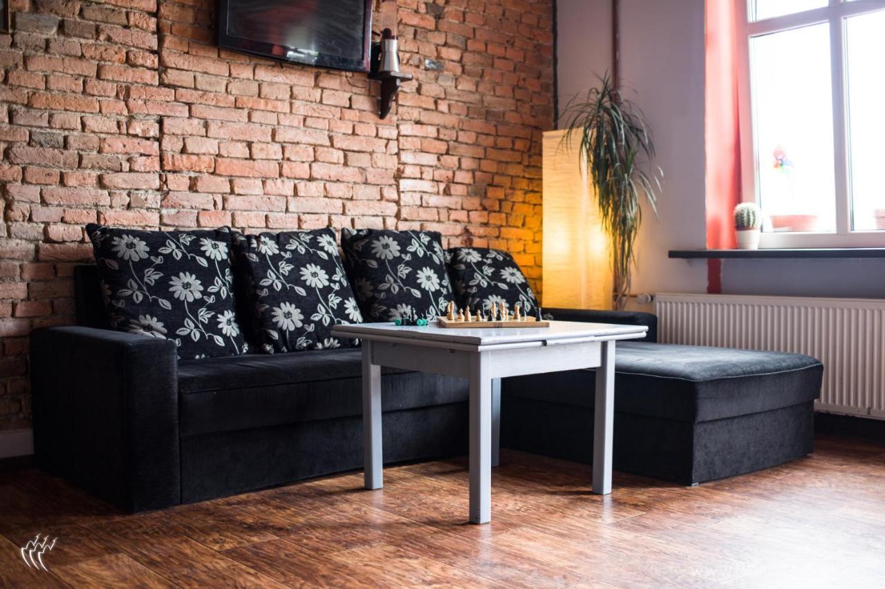 3 Bros' Hostel Cieszyn Cieszyn  Buitenkant foto
