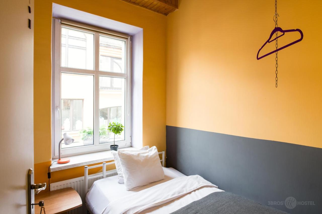 3 Bros' Hostel Cieszyn Cieszyn  Buitenkant foto